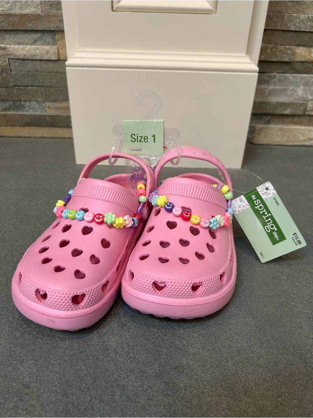 Pink Kids Clogs with Heart Cutouts and Bead Strap & 2 Purple Gummy Bear Charms